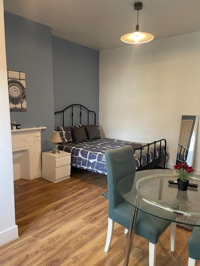 London Guest Studios 8 Экстерьер фото