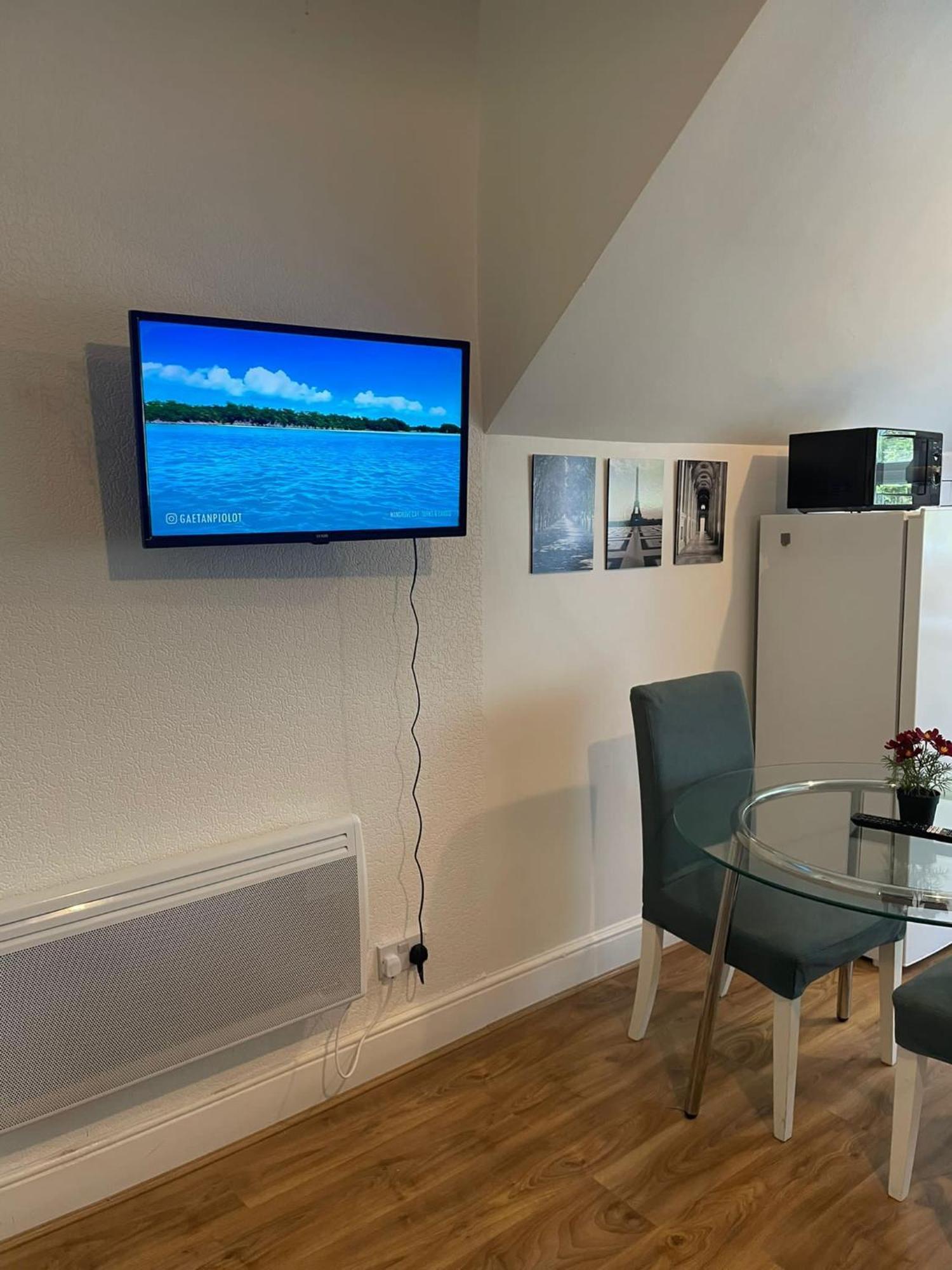 London Guest Studios 8 Экстерьер фото